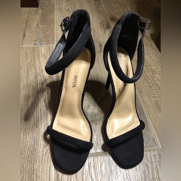 Fashion Nova “Make You A Believer Heel” - Picture 9 of 11